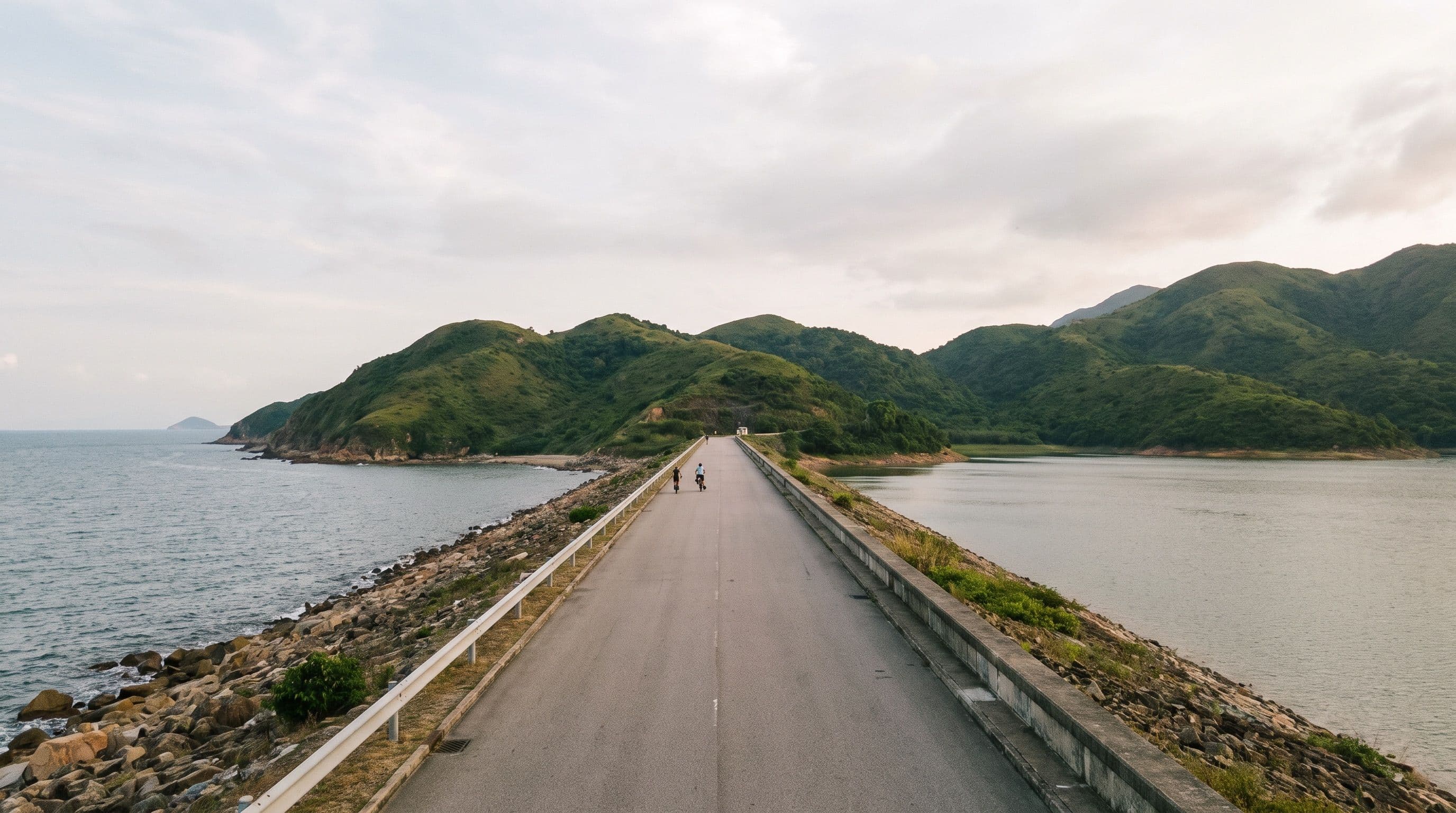 Tai Mei Tuk & Plover Cove: Hong Kong's Cycling Day Trip