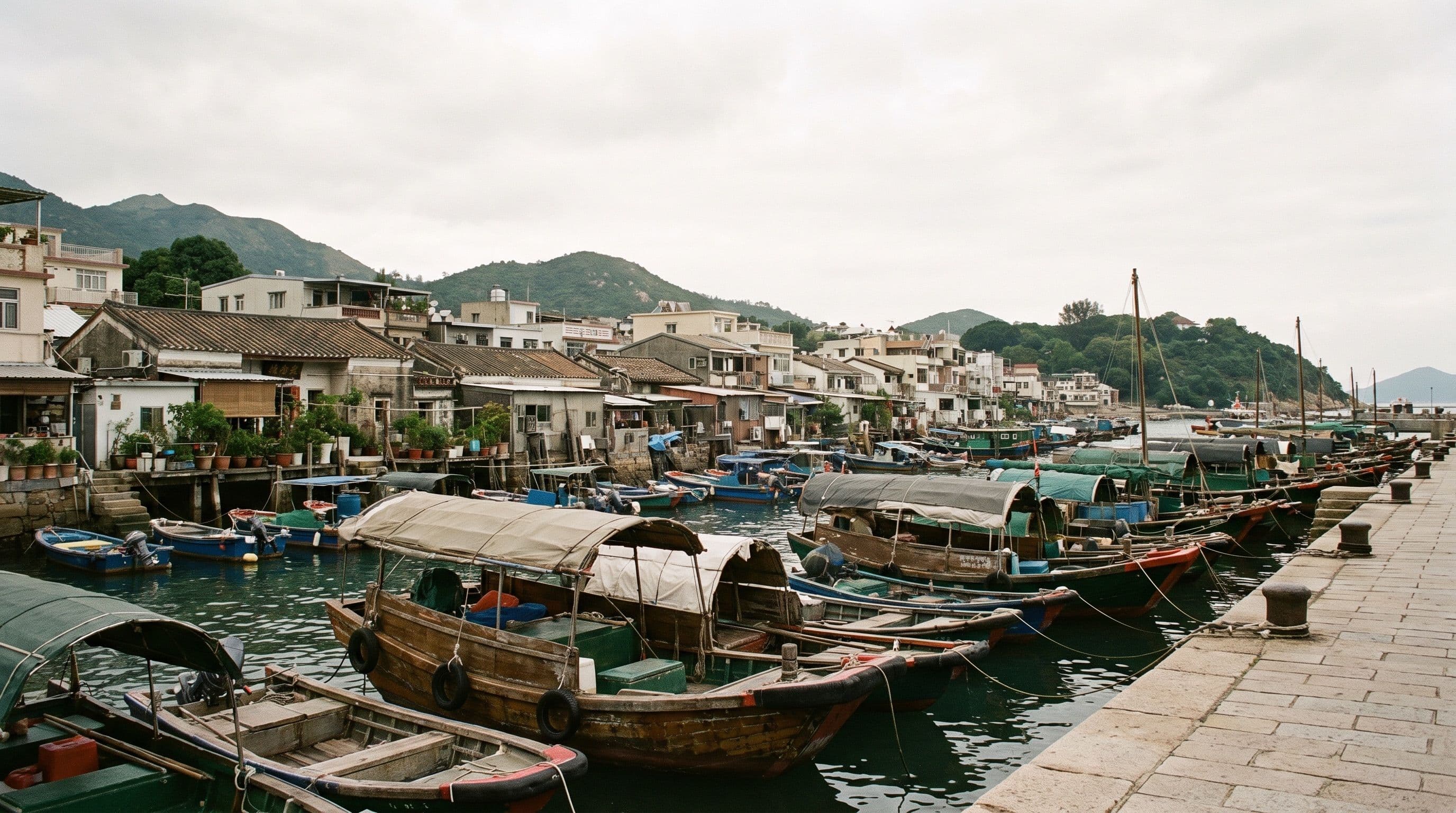 Cheung Chau Island Day Trip: How to Get There & What to Do